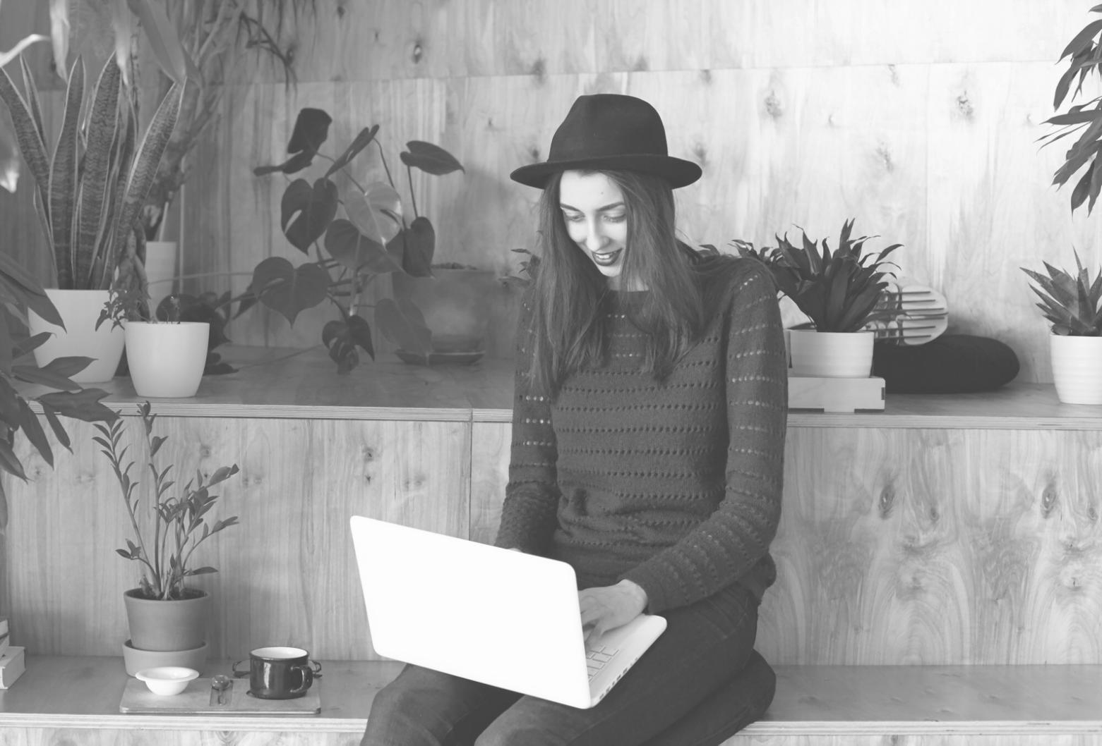 Finanzberatung in modernen Büroräumen